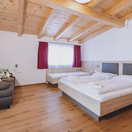Sulzer By We Rent, Summercard Included Apartment