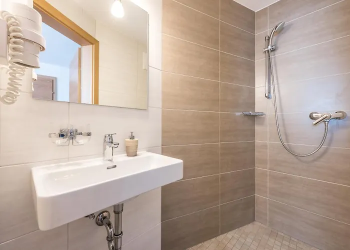 Sulzer By We Rent, Summercard Included