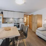 Sulzer By We Rent, Summercard Included * Τσελ αμ Ζέε
